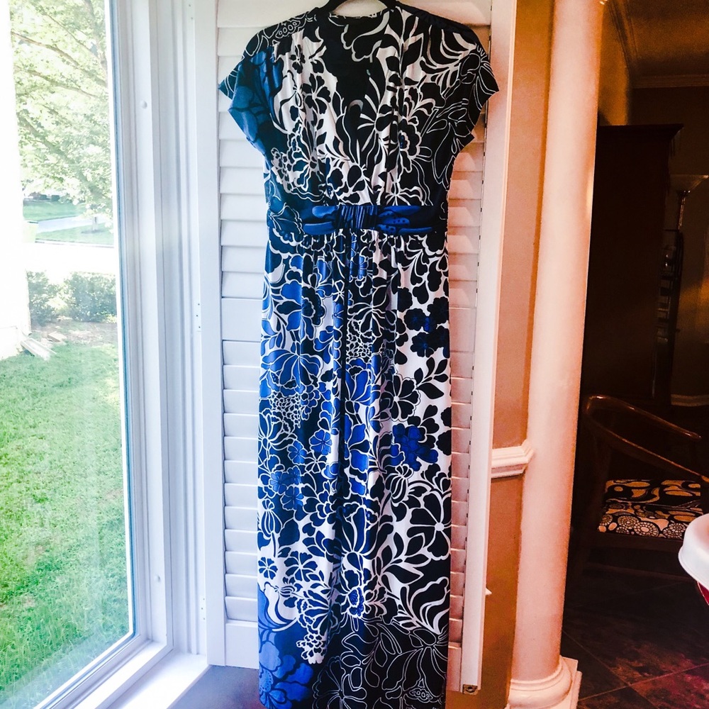 Soma NWOT Short Sleeve Floral Maxi Dress size Med